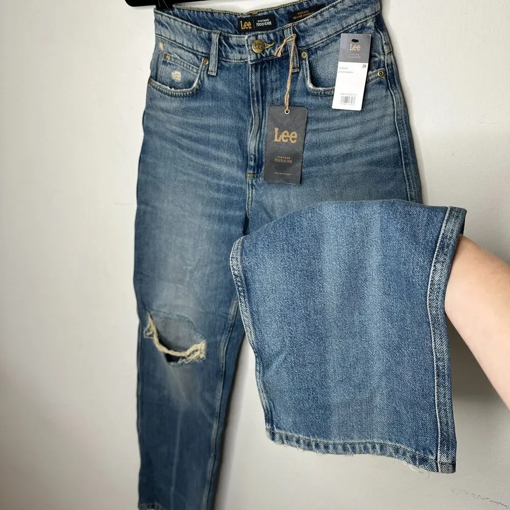 NWT Lee Vintage Medium Blue Wash High Rise Relaxed Stovepipe Distressed Jeans 28